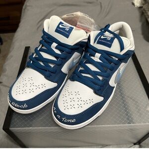 Nike SB dunk low “ one block at a time”